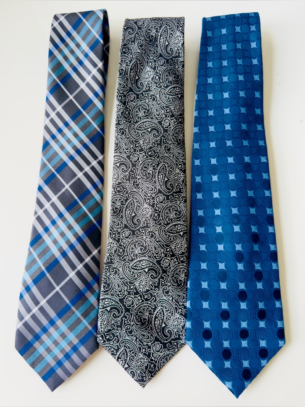 Lot of 3 Men's Neckties — Geoffrey Beene, Chaps, Enrico Fertuchie